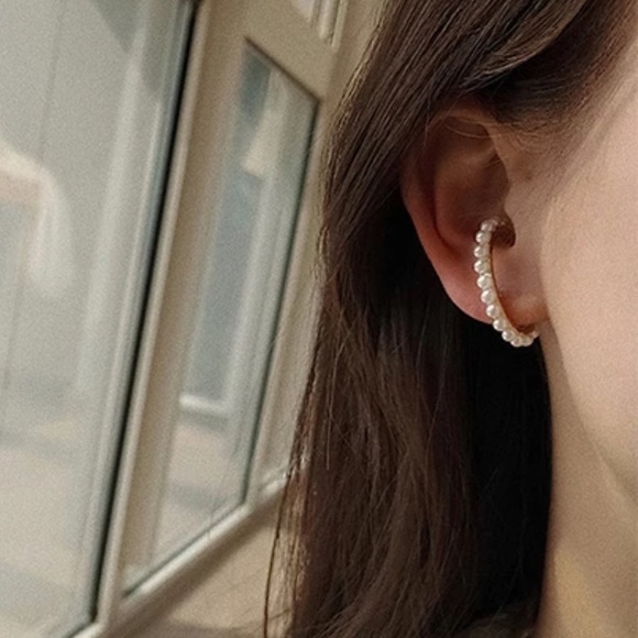 • Olivia • C Shape Pearl Back Stud Cuffs - Picture 2 of 4